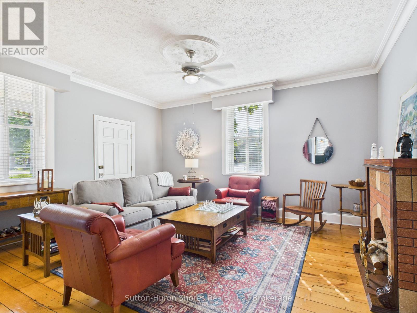 668 GUSTAVUS STREET - 8