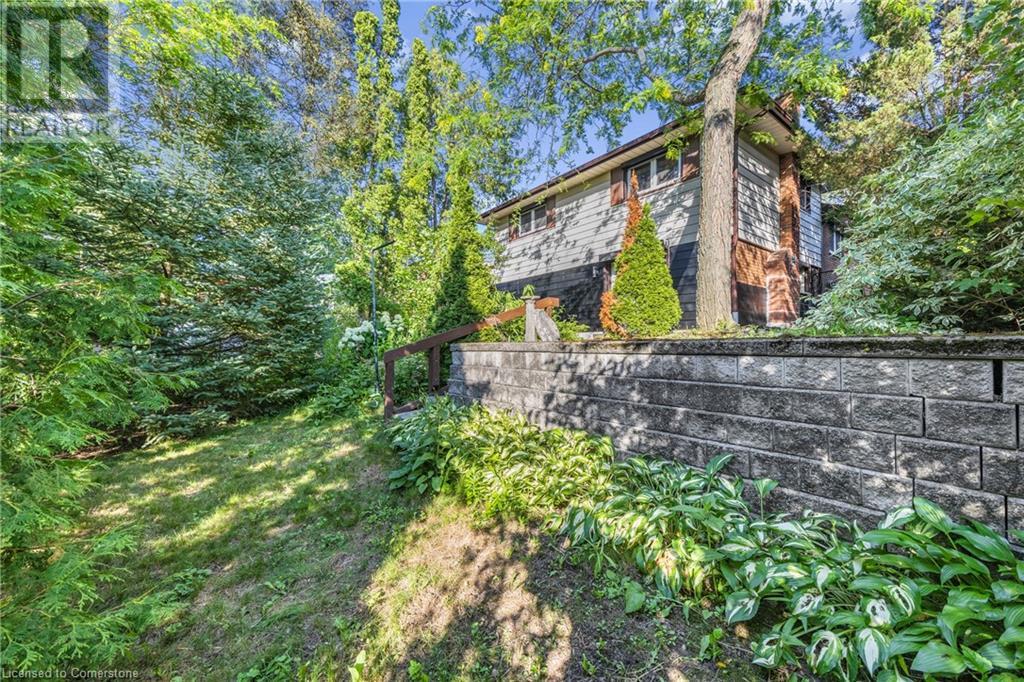 Photo 25 of 172 Old Ancaster Road, Dundas ON