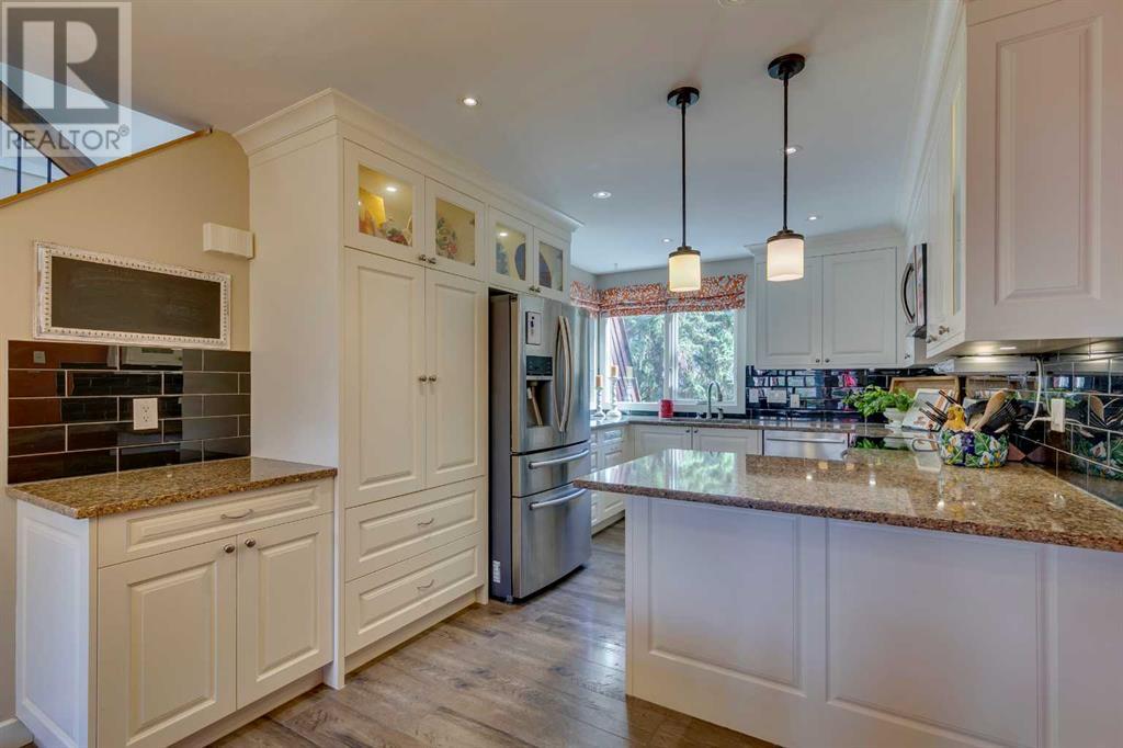 Single Family House for Sale in   Coach Bluff Crescent SW Coach Hill Calgary 