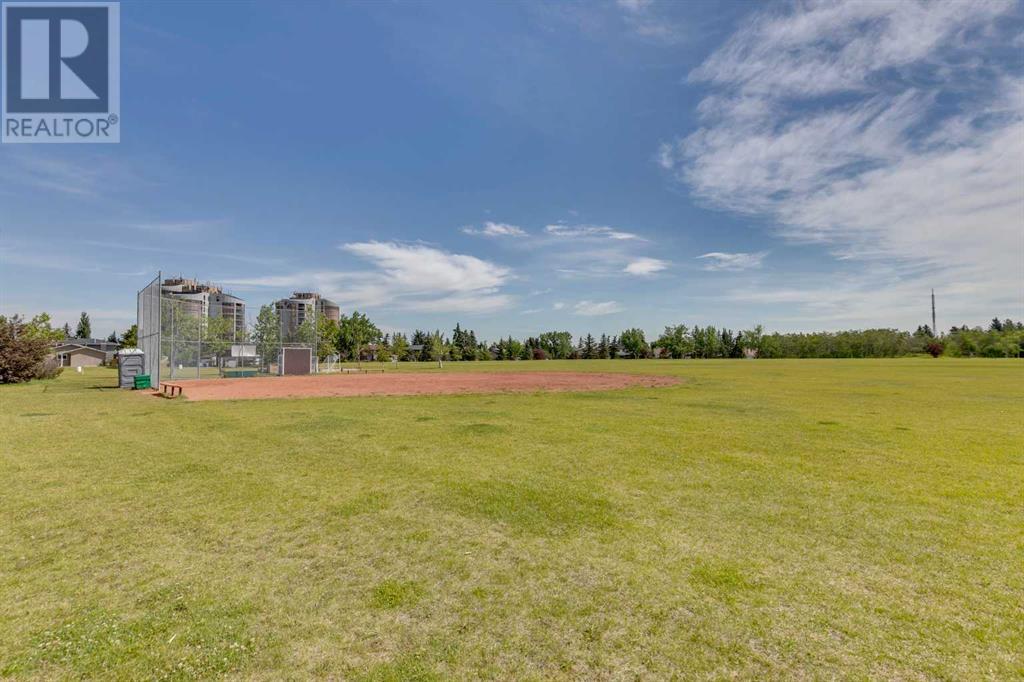 Single Family House for Sale in   Coach Bluff Crescent SW Coach Hill Calgary 