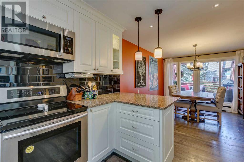 Single Family House for Sale in   Coach Bluff Crescent SW Coach Hill Calgary 
