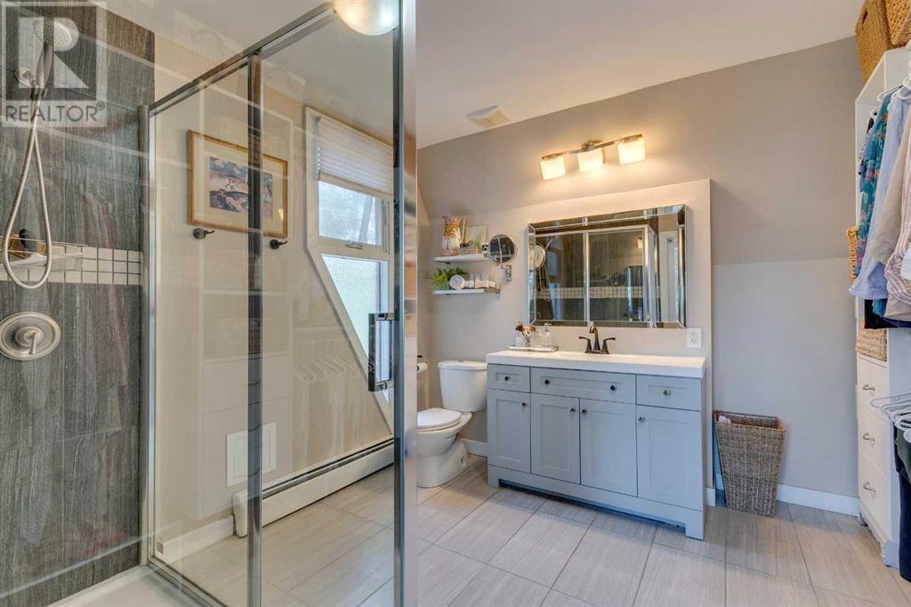 Single Family House for Sale in   Coach Bluff Crescent SW Coach Hill Calgary 