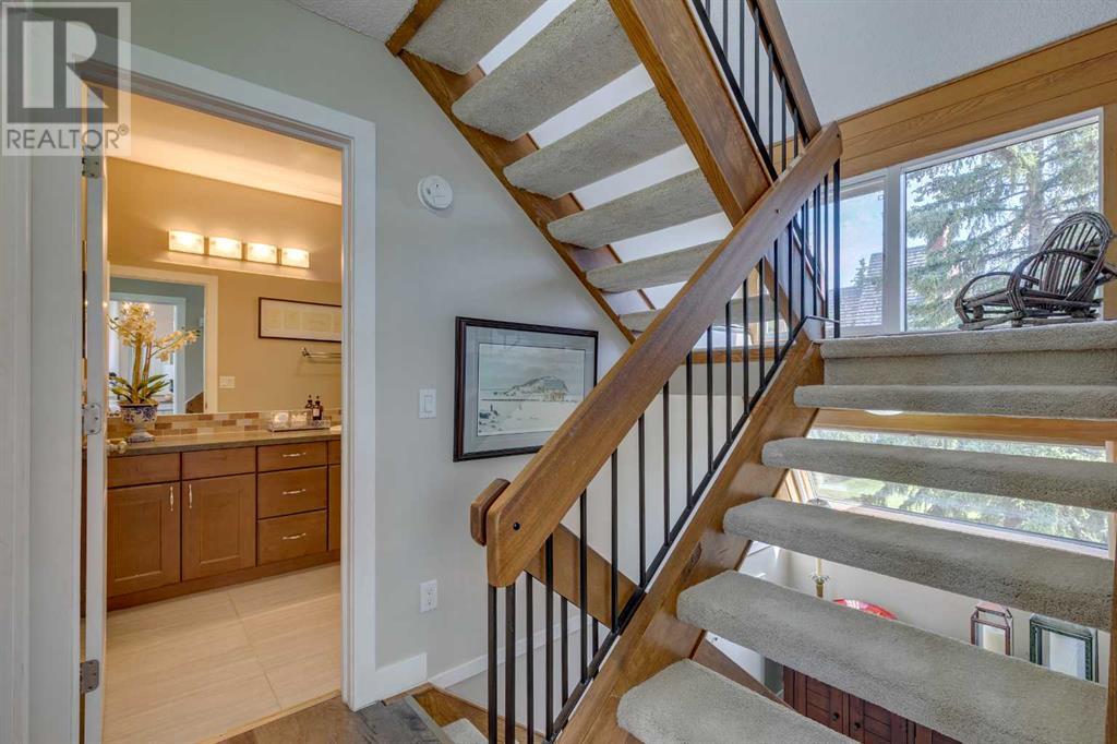 Single Family House for Sale in   Coach Bluff Crescent SW Coach Hill Calgary 