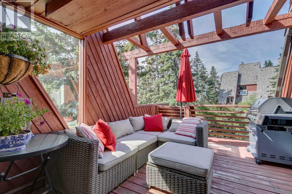 Single Family House for Sale in   Coach Bluff Crescent SW Coach Hill Calgary 