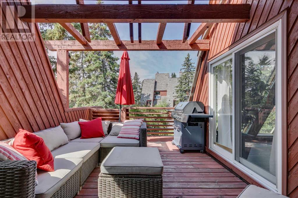 Single Family House for Sale in   Coach Bluff Crescent SW Coach Hill Calgary 