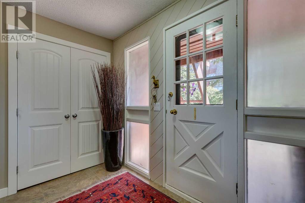 Single Family House for Sale in   Coach Bluff Crescent SW Coach Hill Calgary 