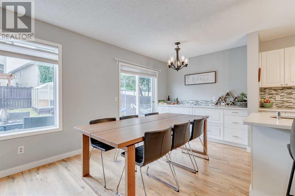 Single Family House for Sale in  Tuscarora Way NW Tuscany Calgary 
