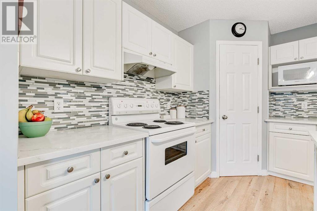 Single Family House for Sale in  Tuscarora Way NW Tuscany Calgary 