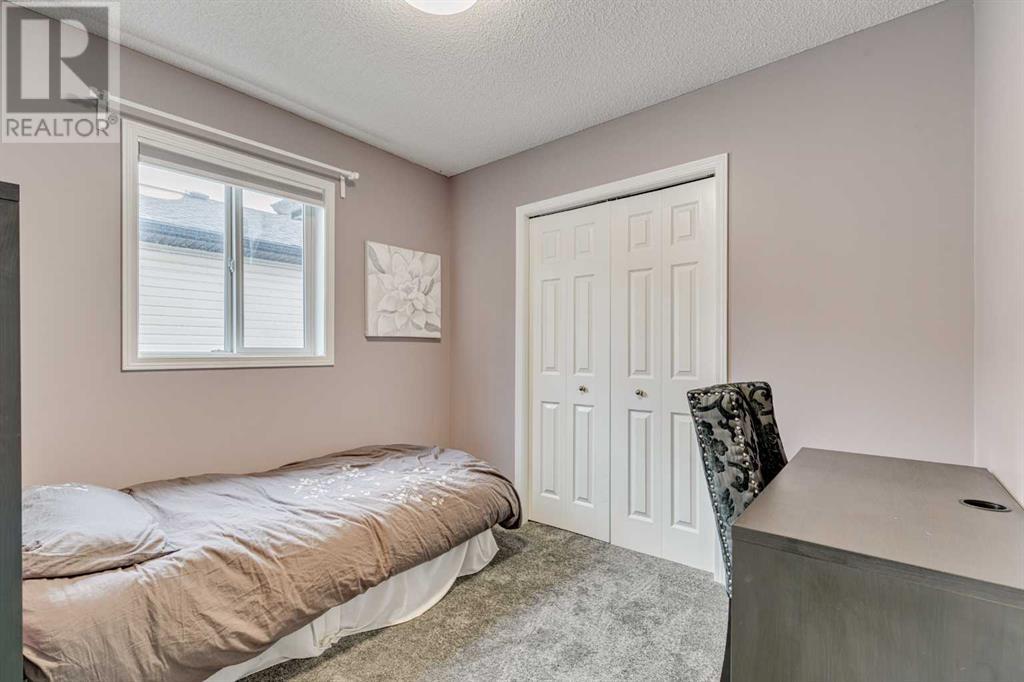 Single Family House for Sale in  Tuscarora Way NW Tuscany Calgary 