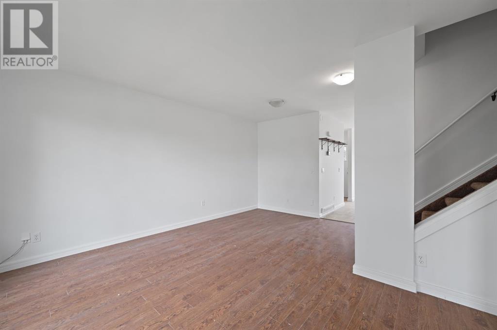 Single Family House for Sale in  Erin Green Way SE Erin Woods Calgary 