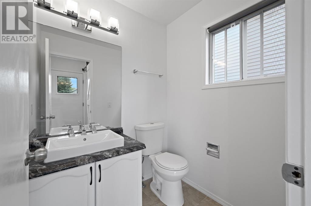 Single Family House for Sale in  Erin Green Way SE Erin Woods Calgary 