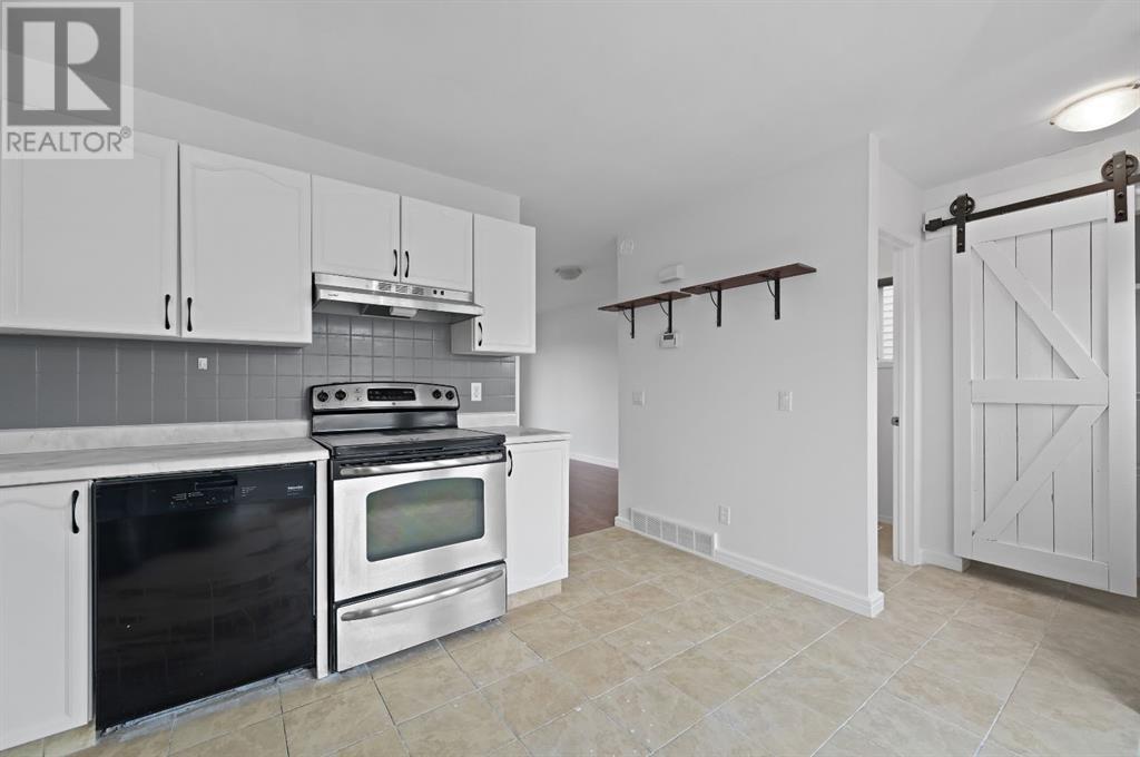 Single Family House for Sale in  Erin Green Way SE Erin Woods Calgary 
