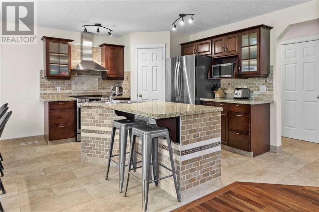 Single Family House for Sale in  Rocky Ridge Close NW Rocky Ridge Calgary 