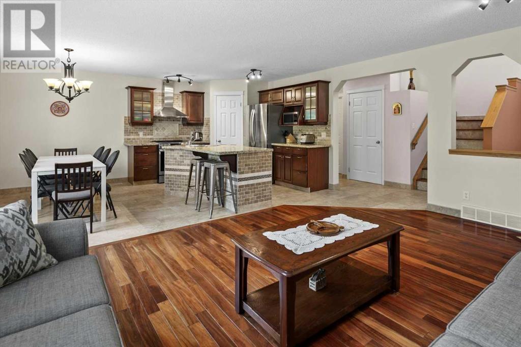Single Family House for Sale in  Rocky Ridge Close NW Rocky Ridge Calgary 