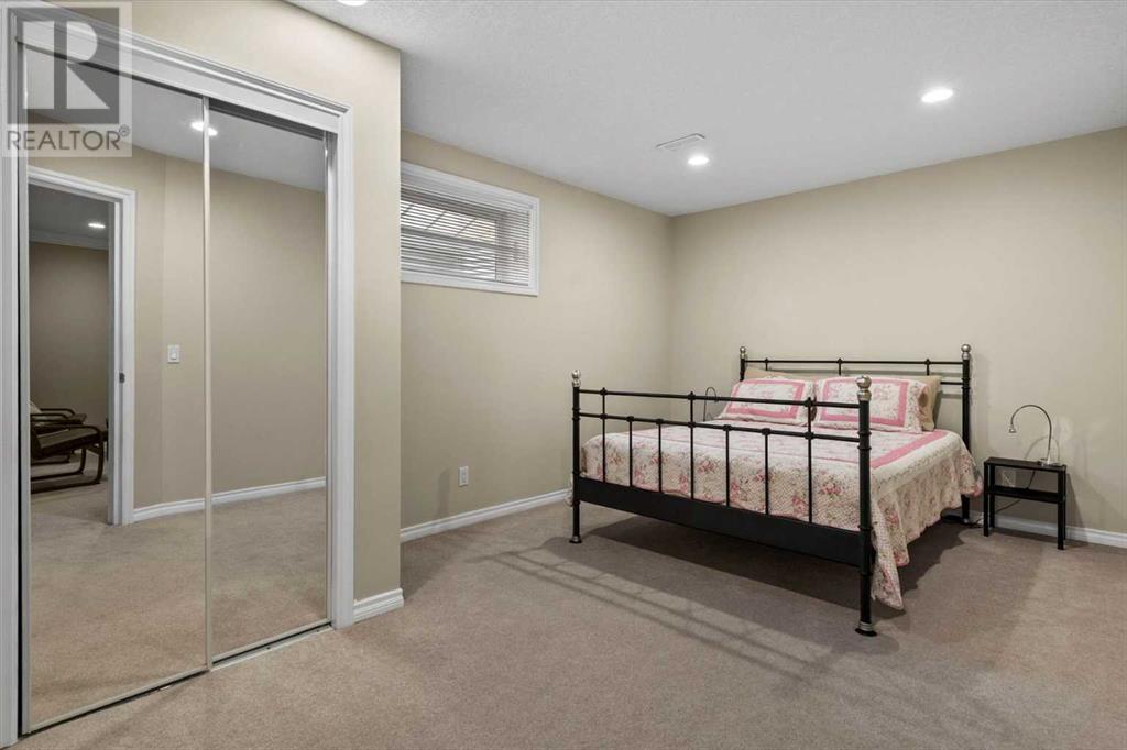 Single Family House for Sale in  Rocky Ridge Close NW Rocky Ridge Calgary 