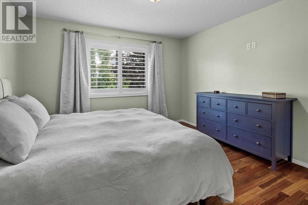 Single Family House for Sale in  Rocky Ridge Close NW Rocky Ridge Calgary 