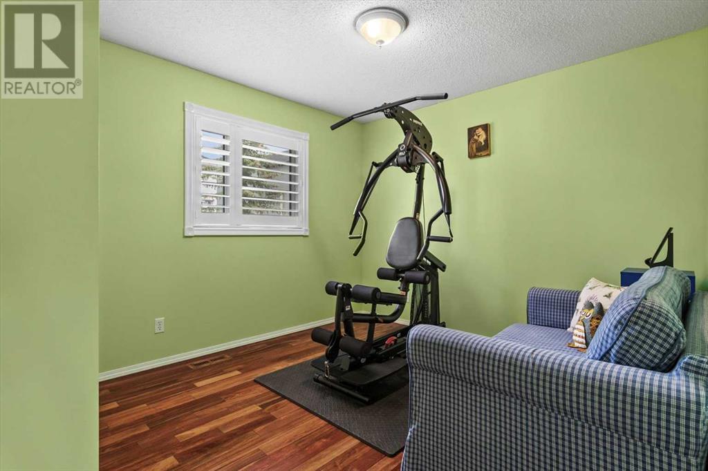 Single Family House for Sale in  Rocky Ridge Close NW Rocky Ridge Calgary 