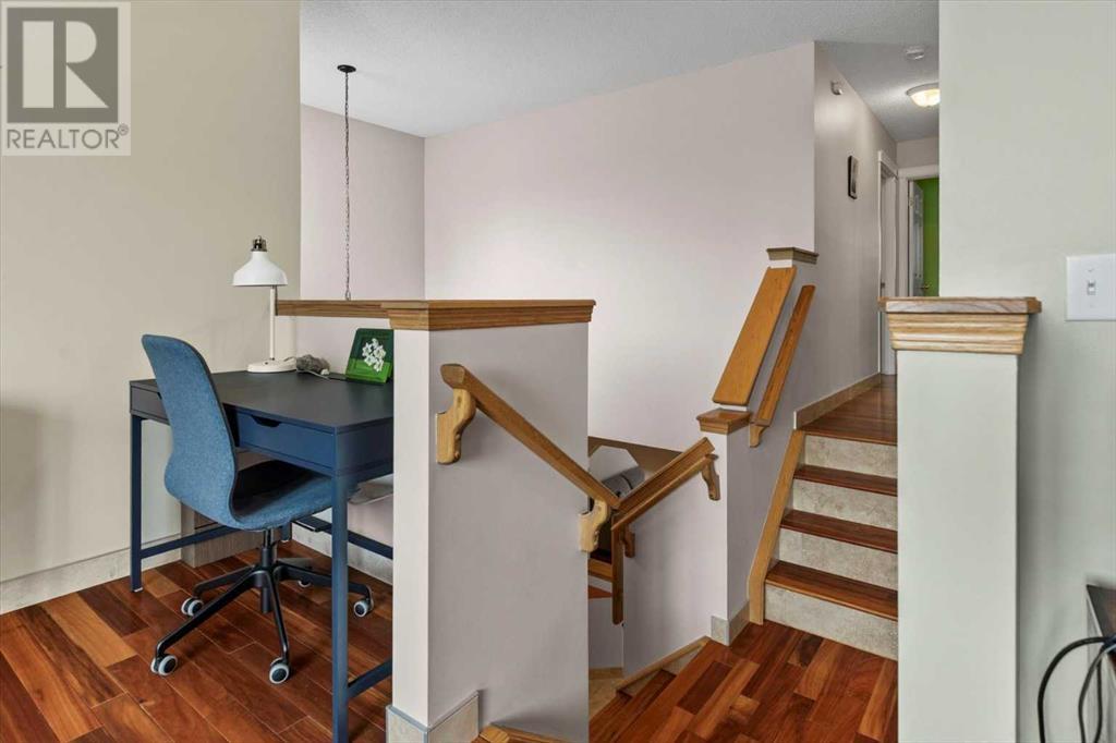 Single Family House for Sale in  Rocky Ridge Close NW Rocky Ridge Calgary 