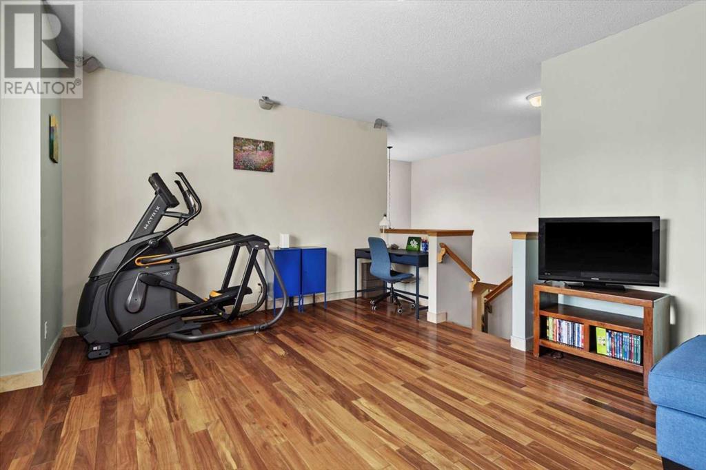 Single Family House for Sale in  Rocky Ridge Close NW Rocky Ridge Calgary 