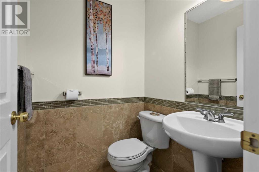 Single Family House for Sale in  Rocky Ridge Close NW Rocky Ridge Calgary 