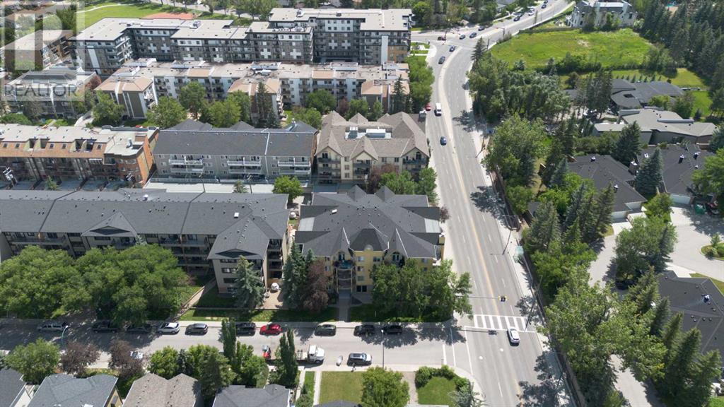 Single Family House for Sale in    Avenue SW Windsor Park Calgary 
