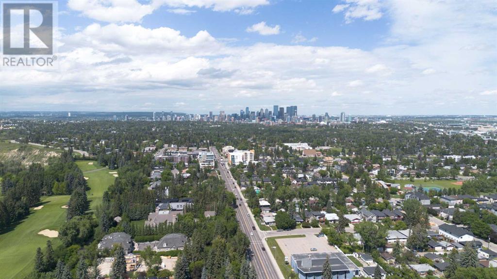 Single Family House for Sale in    Avenue SW Windsor Park Calgary 