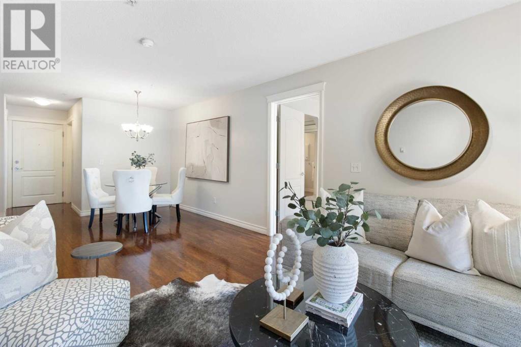 Single Family House for Sale in    Avenue SW Windsor Park Calgary 