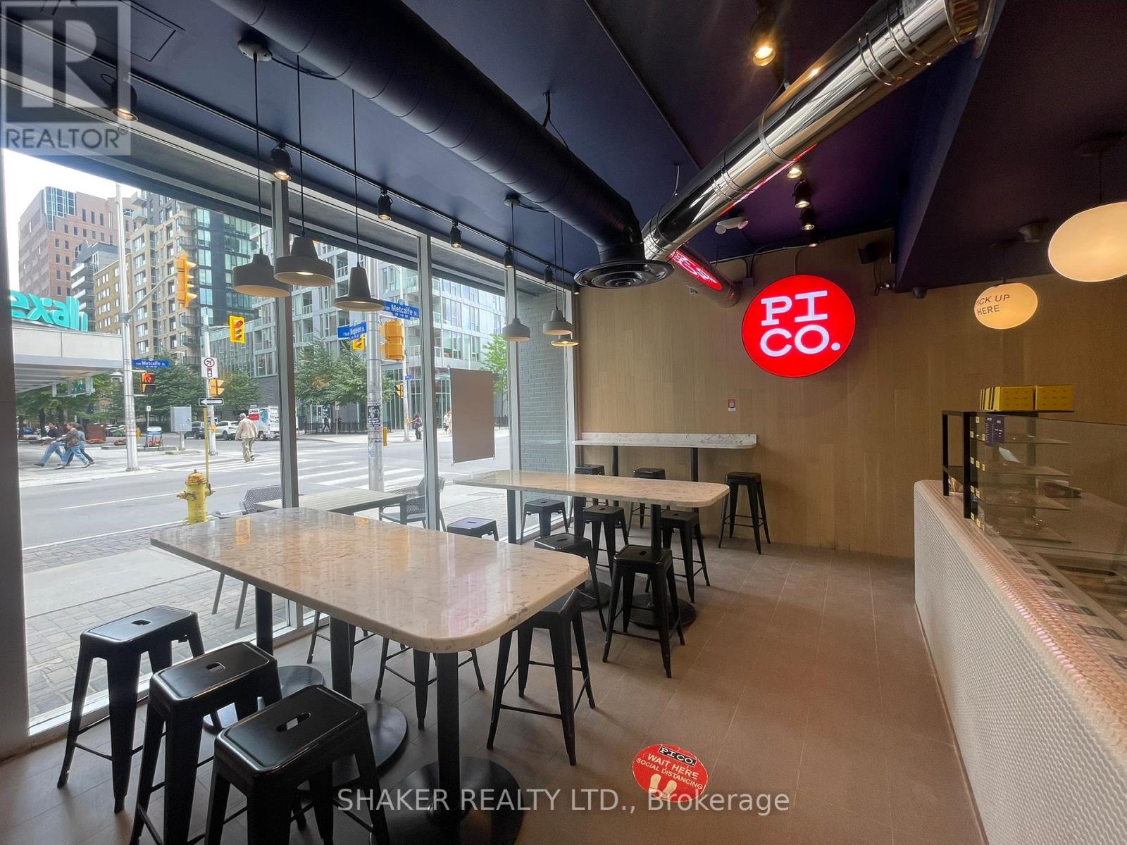 Photo 7 of 170 Metcalfe Street, Ottawa ON