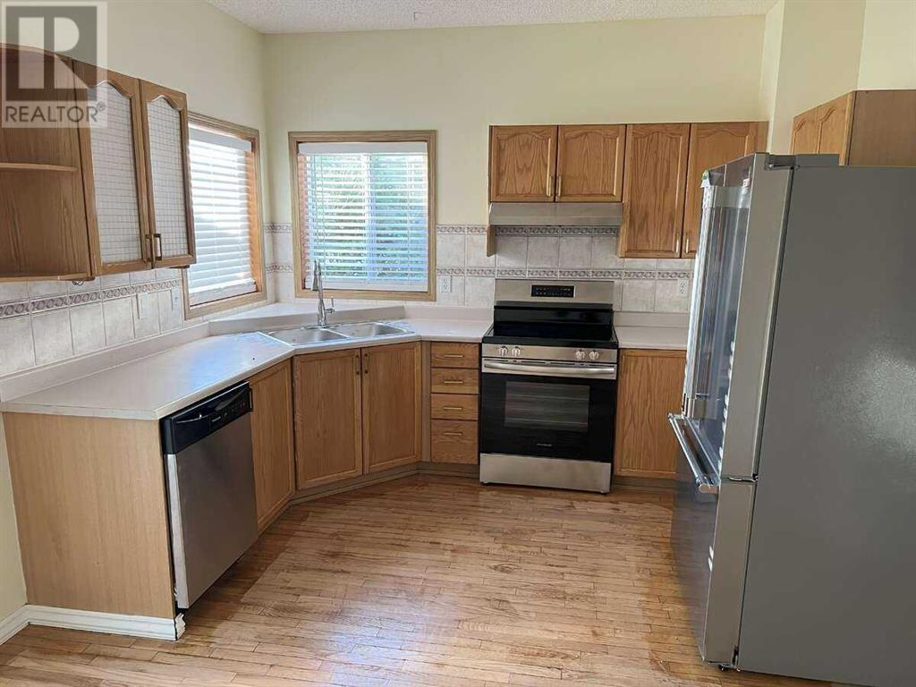 Single Family House for Sale in  Anaheim Court NE Monterey Park Calgary 