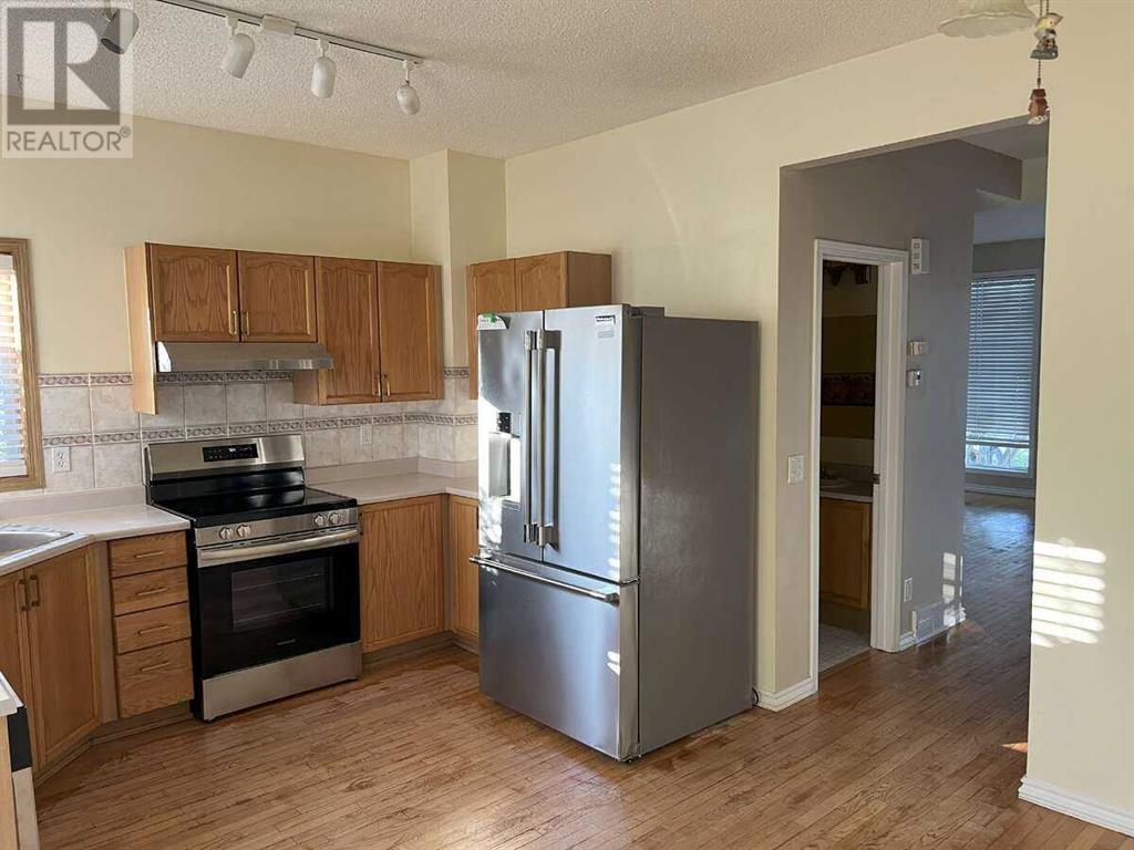 Single Family House for Sale in  Anaheim Court NE Monterey Park Calgary 