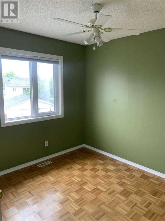 Single Family House for Sale in  Anaheim Court NE Monterey Park Calgary 