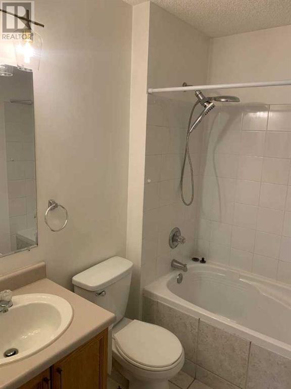 Single Family House for Sale in  Anaheim Court NE Monterey Park Calgary 