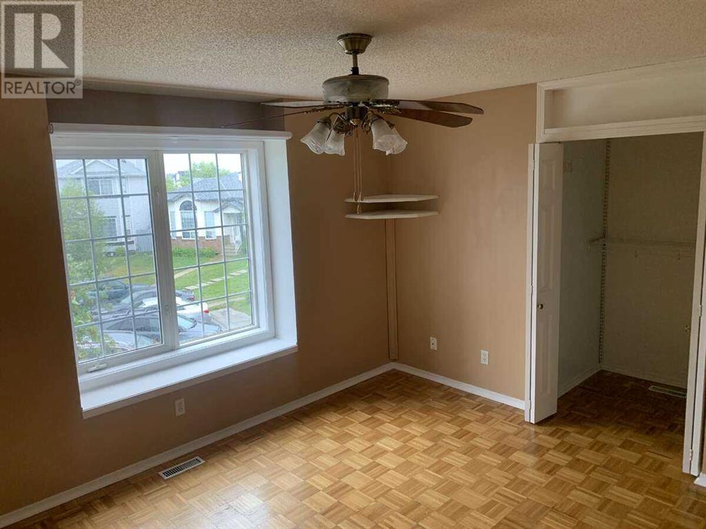 Single Family House for Sale in  Anaheim Court NE Monterey Park Calgary 