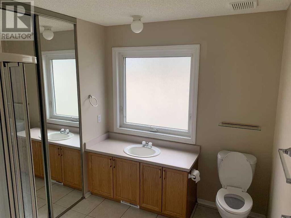 Single Family House for Sale in  Anaheim Court NE Monterey Park Calgary 