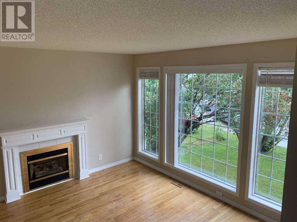 Single Family House for Sale in  Anaheim Court NE Monterey Park Calgary 