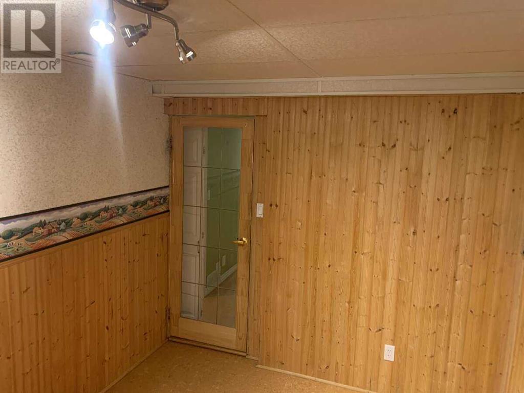 Single Family House for Sale in  Anaheim Court NE Monterey Park Calgary 
