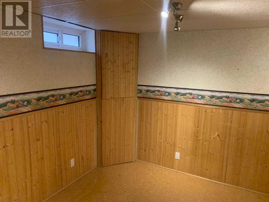 Single Family House for Sale in  Anaheim Court NE Monterey Park Calgary 
