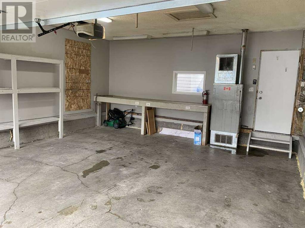 Single Family House for Sale in  Anaheim Court NE Monterey Park Calgary 