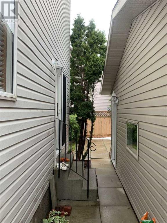 Single Family House for Sale in  Anaheim Court NE Monterey Park Calgary 