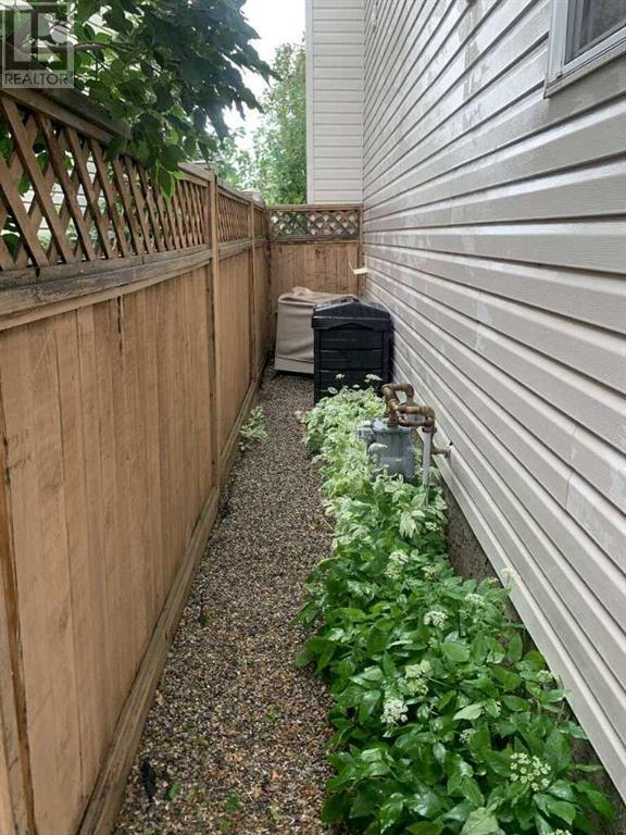 Single Family House for Sale in  Anaheim Court NE Monterey Park Calgary 