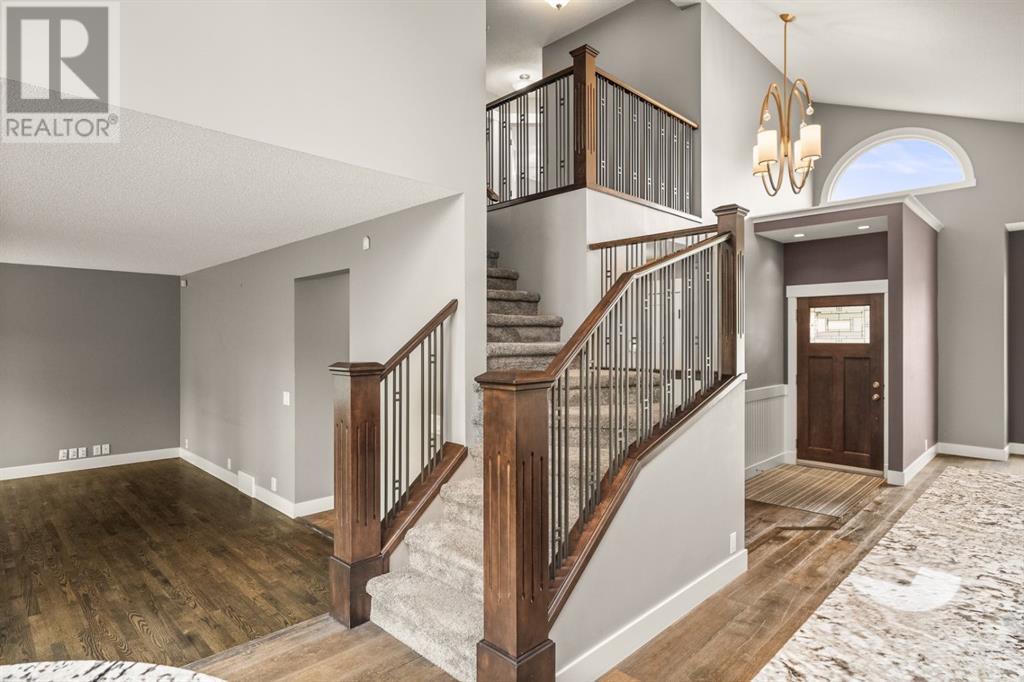 Single Family House for Sale in  Riverside Mews SE Riverbend Calgary 