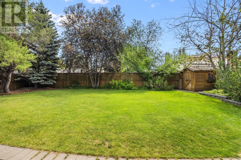 Single Family House for Sale in  Riverside Mews SE Riverbend Calgary 