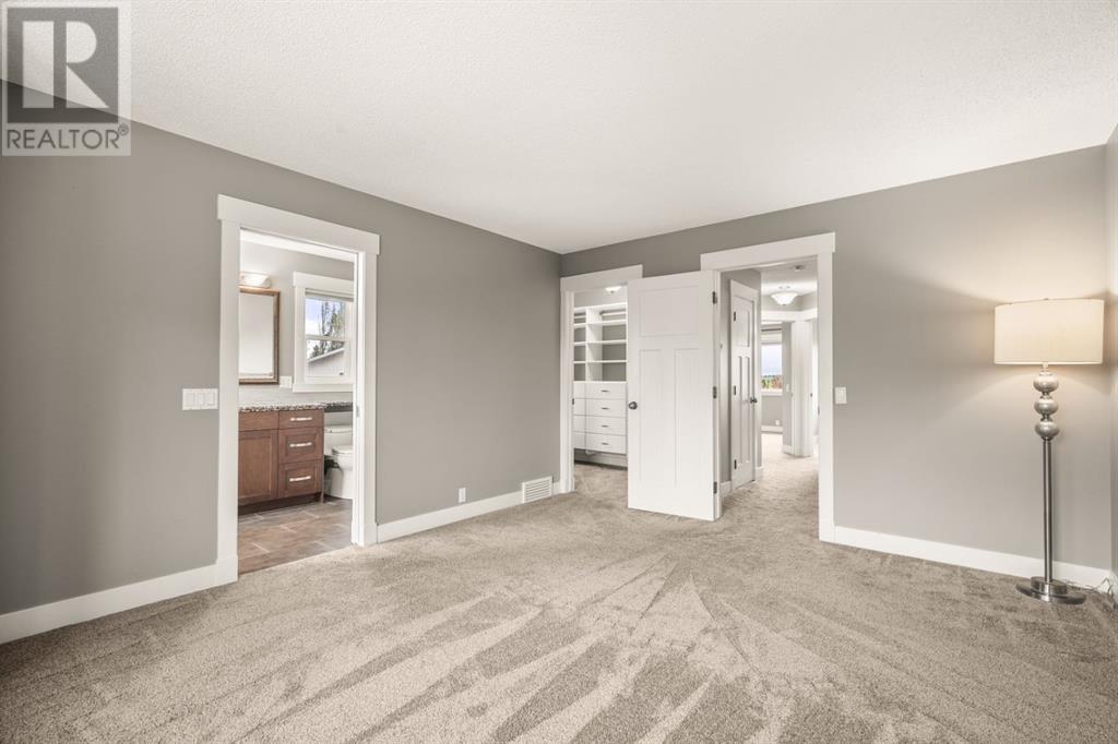 Single Family House for Sale in  Riverside Mews SE Riverbend Calgary 
