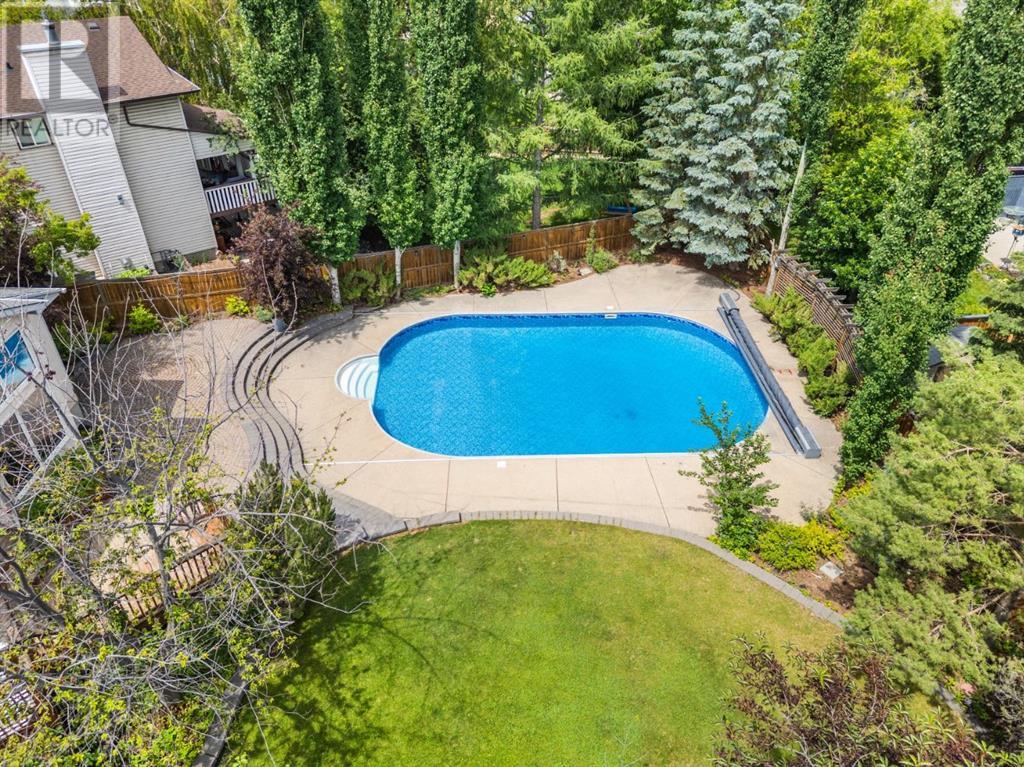 Single Family House for Sale in  Riverside Mews SE Riverbend Calgary 