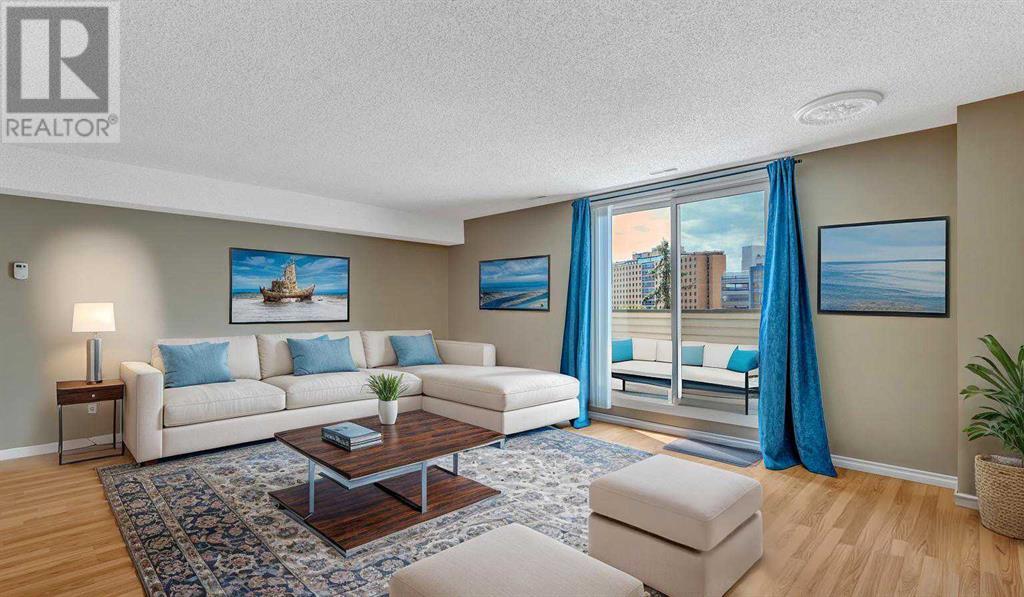 Single Family House for Sale in    Street NW St Andrews Heights Calgary 