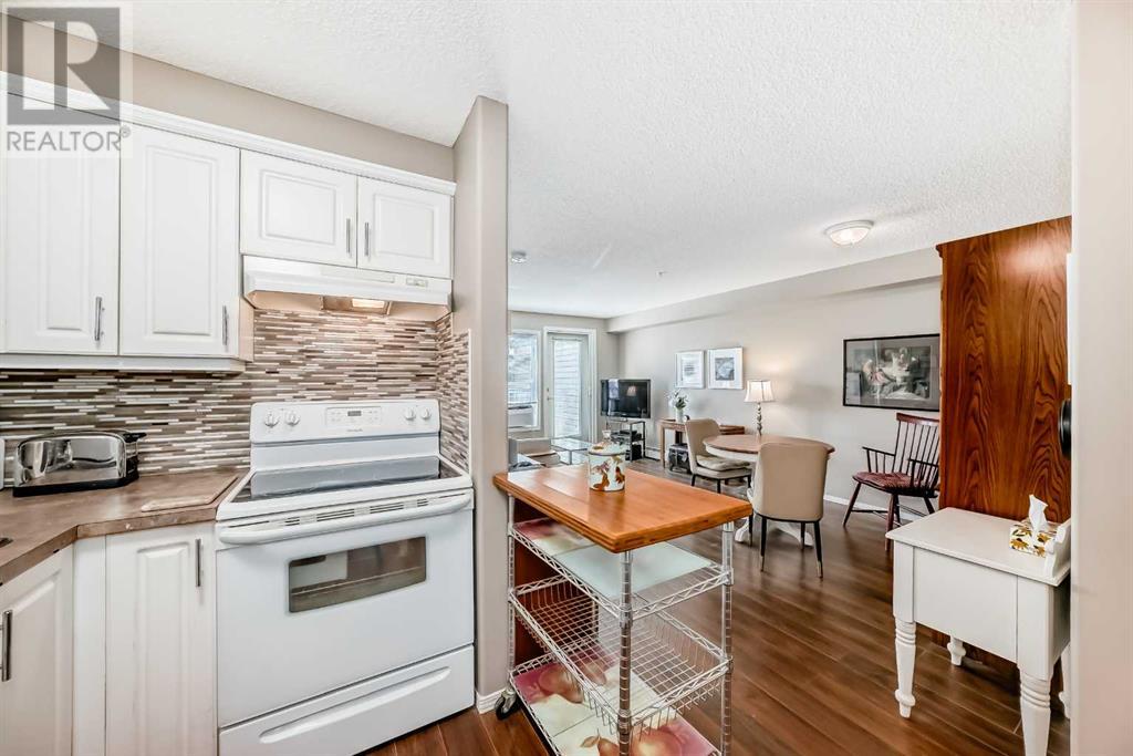 Single Family House for Sale in   Pinecliff Grove NE Pineridge Calgary 