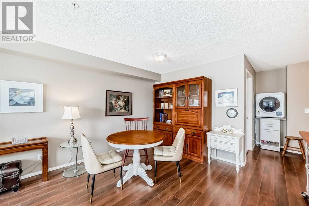 Single Family House for Sale in   Pinecliff Grove NE Pineridge Calgary 