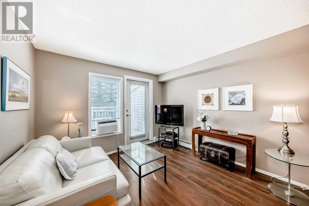 Single Family House for Sale in   Pinecliff Grove NE Pineridge Calgary 