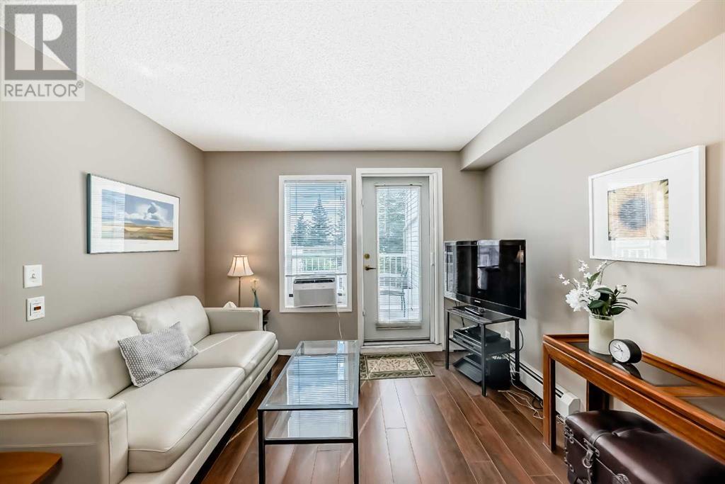Single Family House for Sale in   Pinecliff Grove NE Pineridge Calgary 