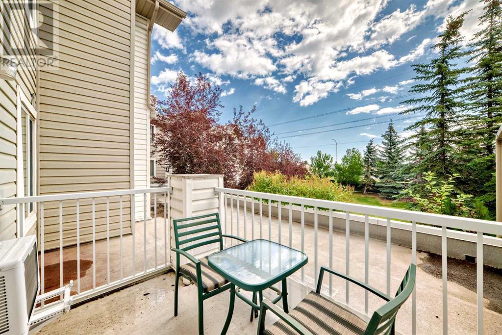 Single Family House for Sale in   Pinecliff Grove NE Pineridge Calgary 